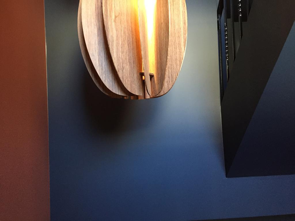 Zakske13 - Design Boutique B&B In Bruges City Centre (Adults Only) Exterior photo A lamp in the stairwell